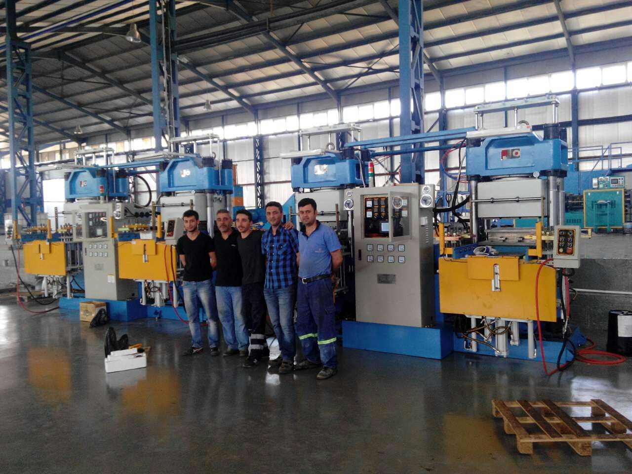 The Vacuum Compression Moulding Presses actions in our customer's factory